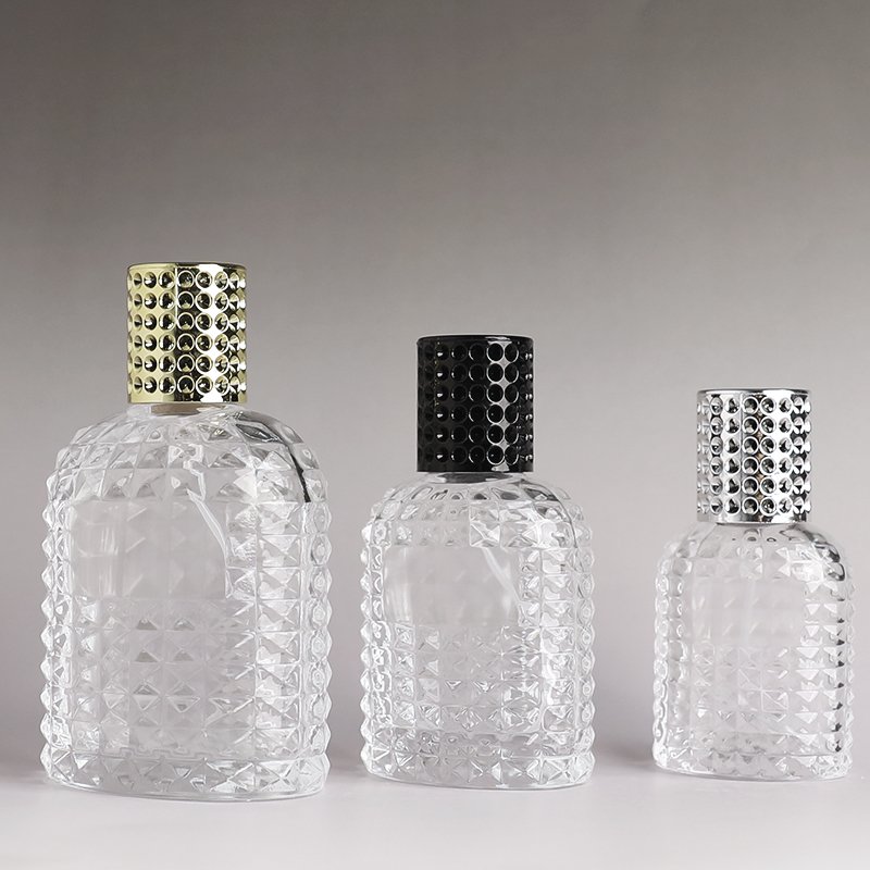 Factory custom 30ml 50ml 100ml pineapple shaped perfume glass bottle pressed spray bottle large capacity bottle