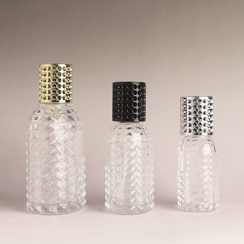 Factory custom 30ml 50ml 100ml pineapple shaped perfume glass bottle pressed spray bottle large capacity bottle