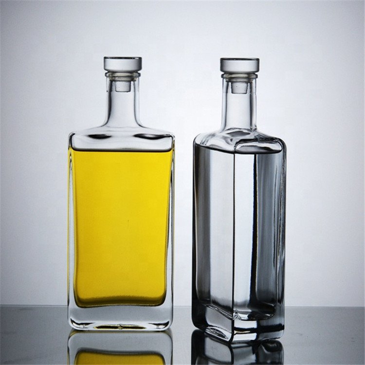 JINGNA Refillable Flat Square glass Containers Luxury Empty 500ml 700ml 750ml Vodka Whisky glass bottle