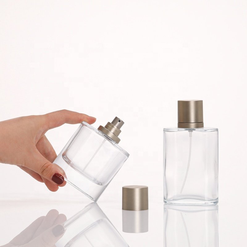 Luxury 30ml Wholesale Flat Perfume Glass Bottles with Pump Sprayer&Lid Accept Screen Printing Design