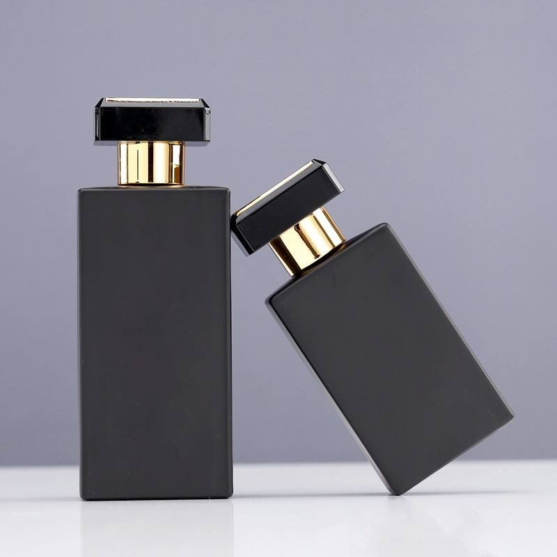 30ml 50ml 100ml Luxury Perfume Bottle Empty Heavy Glass Perfume Bottle Black Matte Custom Cologne Bottles