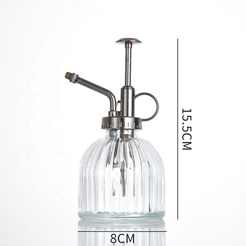 250ml Vintage Style Decorative Glass Water Spray Bottle with Bronze Pump