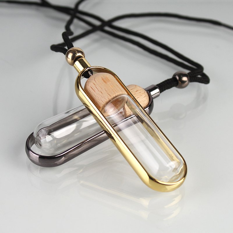 Wholesale 10ml Diffuser Bottles empty glassbottle hanging bottle perfume bottle with wooden cap in stock