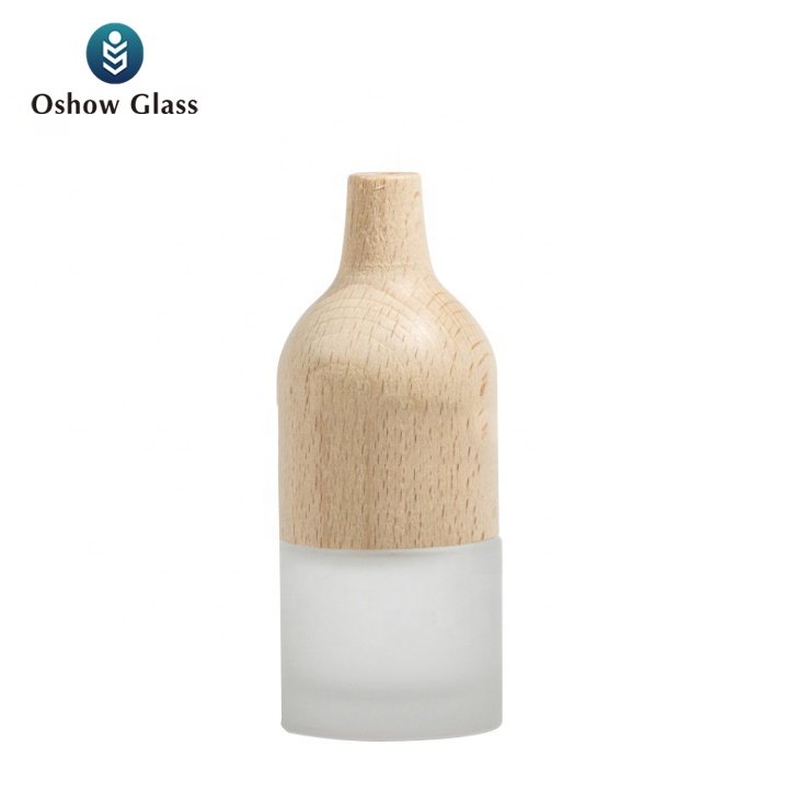 OSHOW 30ml high quality bathroom reed Diffuser Glass Bottle with Wooden Cap Perfume Volatilization Bottle