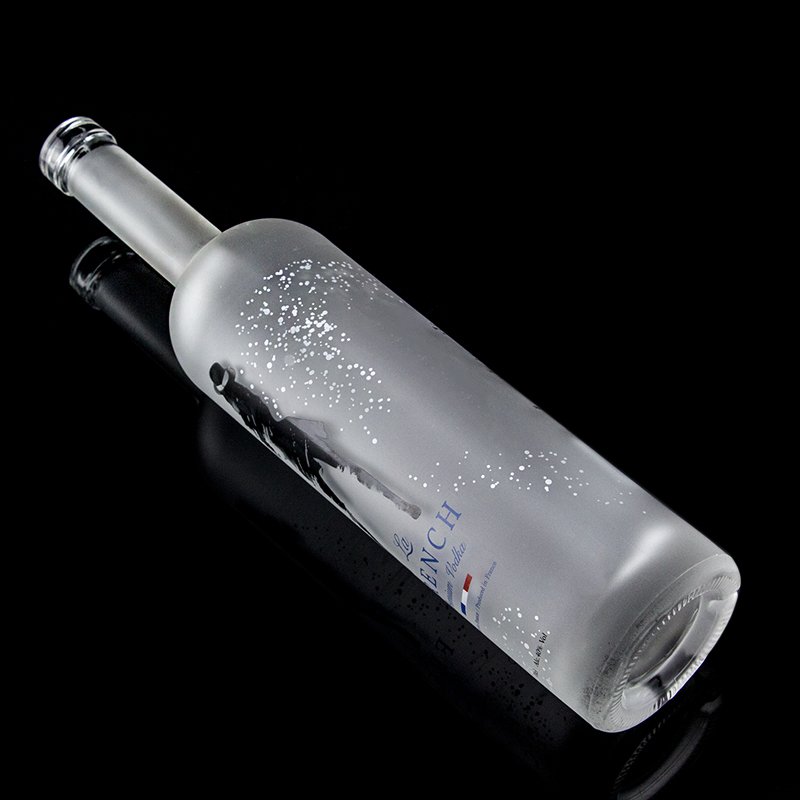 White Round Shape 750ml Acid Etch Glass Bottle Premium Vodka Glass Bottle In Heze