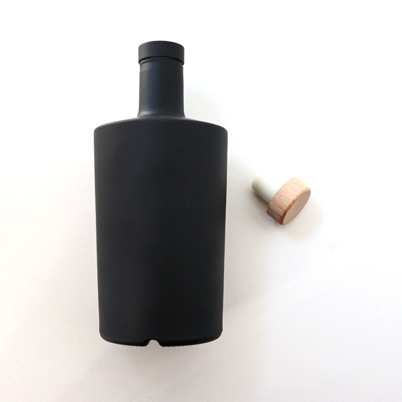 Matte Black glass Bottle For Liquor Vodka Spirit Bottle empty Flint Glass Liquor Wine Whisky Tequila Bottle With Sealed Cork