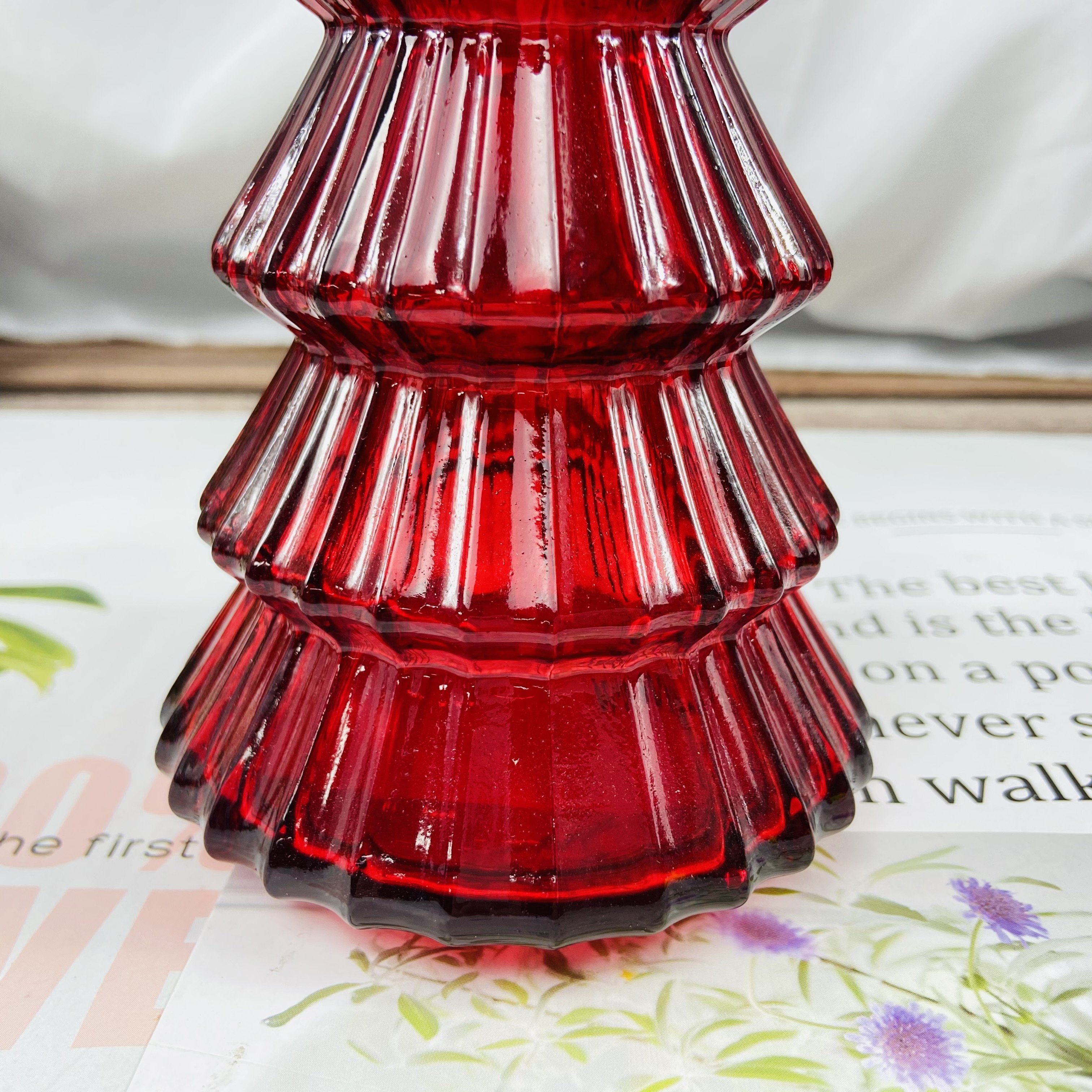 Empty luxury body lotion packaging shower gel container empty square pump glass red shampoo bottles