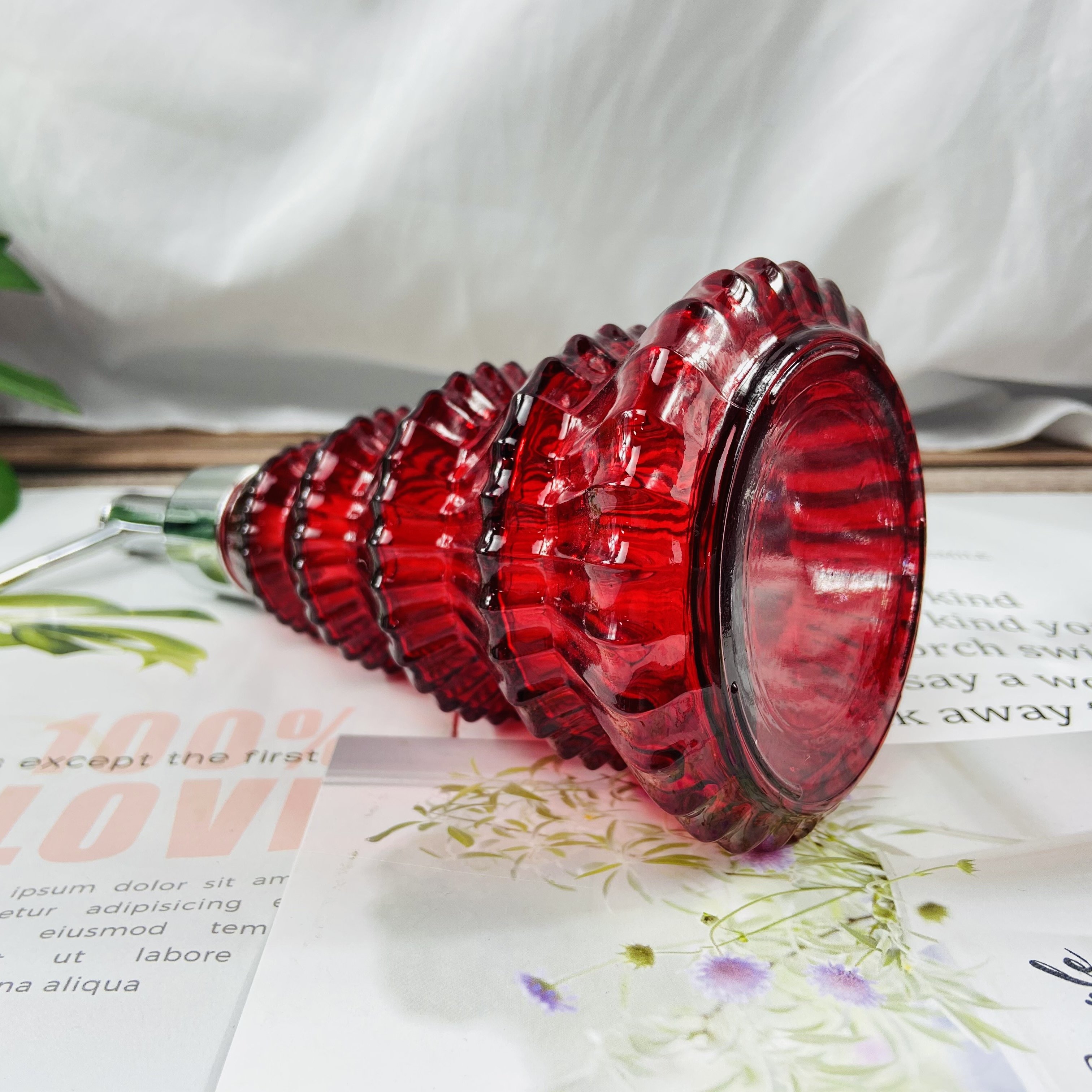 Empty luxury body lotion packaging shower gel container empty square pump glass red shampoo bottles