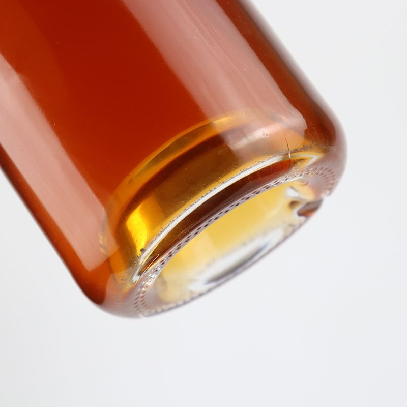 700ml wholesale empty whisky vodka glass bottle liquor bottle for packaging