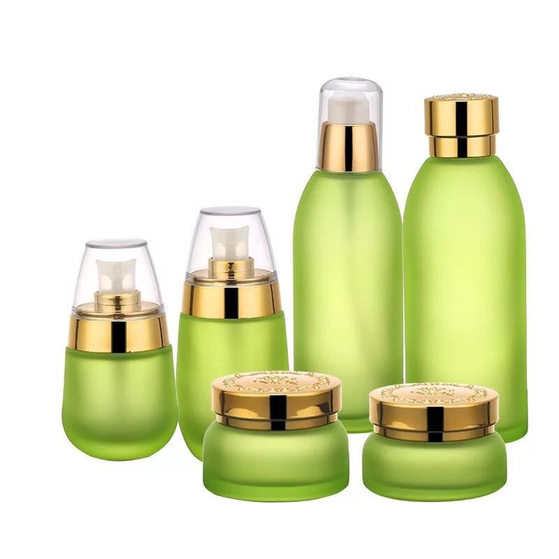 Customized cosmetic glass bottles Spray pump bottle cream jar Customized cosmetic packaging
