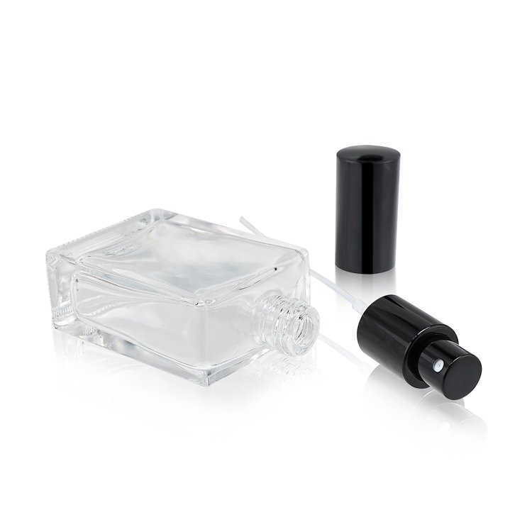 High quality 30ml 50ml 100ml thick glass bottom luxury flat square empty refillable spray perfume bottle