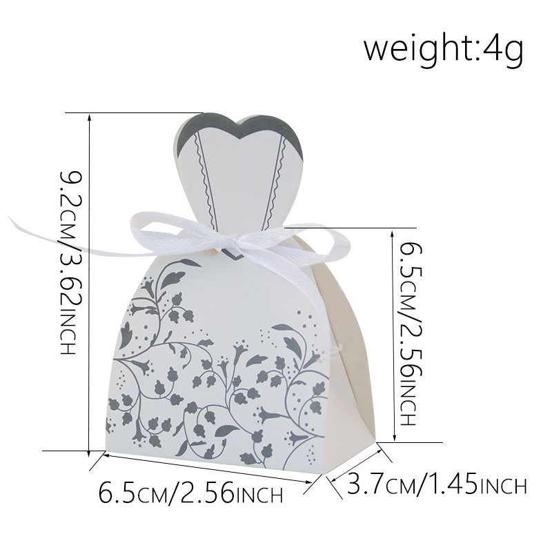 Fashionable bride and groom wedding favour boxes