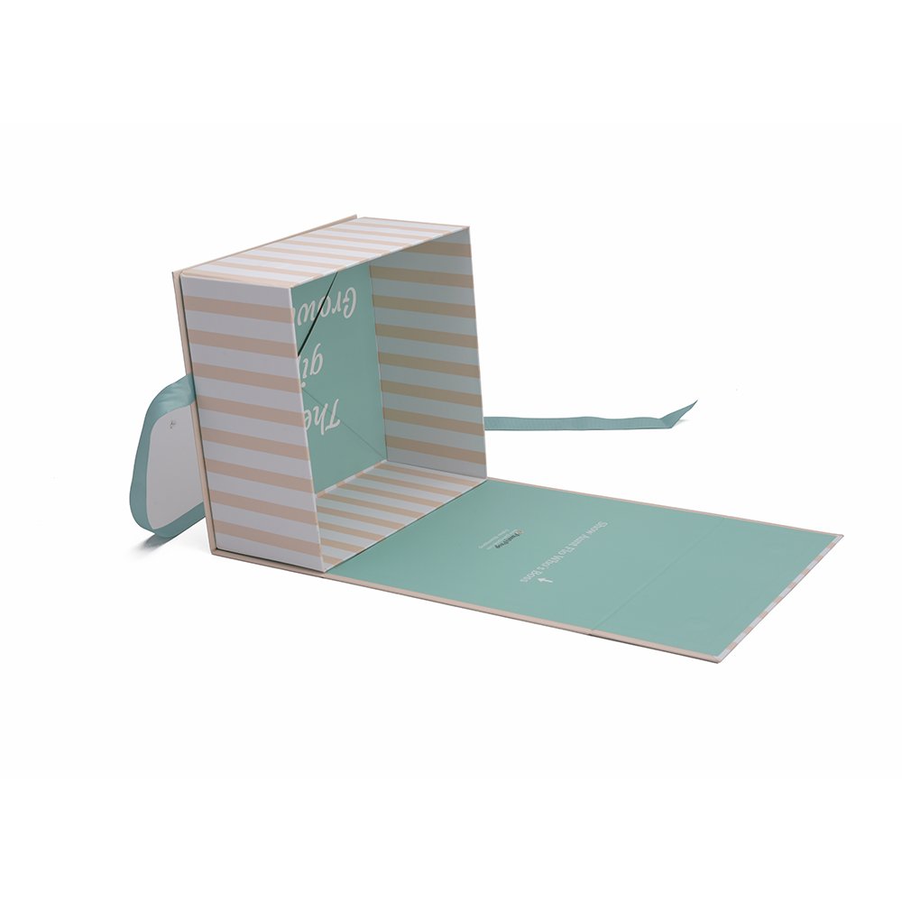 Wholesale Luxury Large Small Black White Magnet Cardboard Giftbox Packaging Folding Magnetic Box With Ribbon