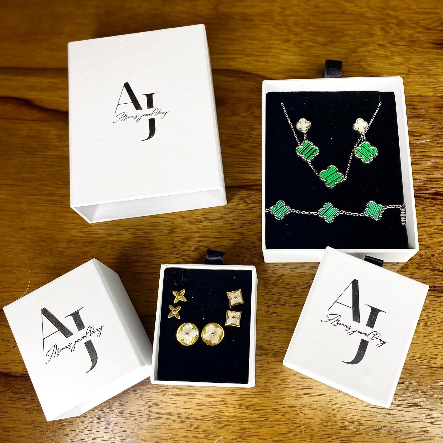 Custom Logo Luxury Jewelry Set Christmas Gift Packaging Paper Box With Ribbon Bow For Ring Pendant Necklace Earring Bracelet