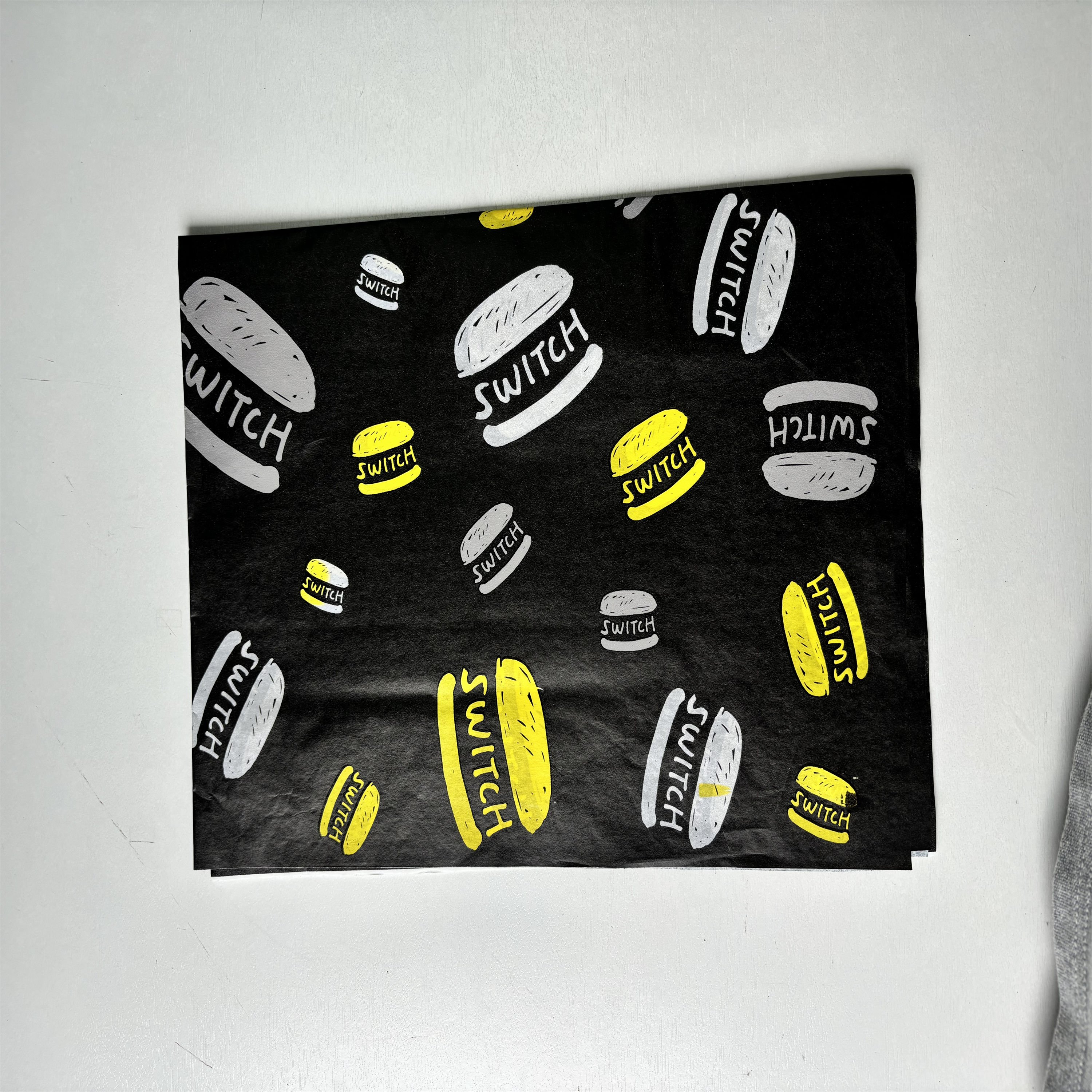 Customized Wax Paper For Food Greaseproof Hamburger Sandwich Paper Wrapping Restaurant Burger Paper For Food Packagingc