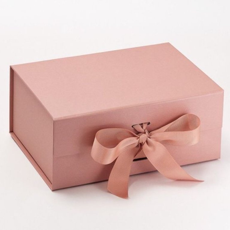 Luxury Rigid Cardboard Book Style Boxes Full Custom Paper Packaging Gift Box with Ribbon For Skincare Products