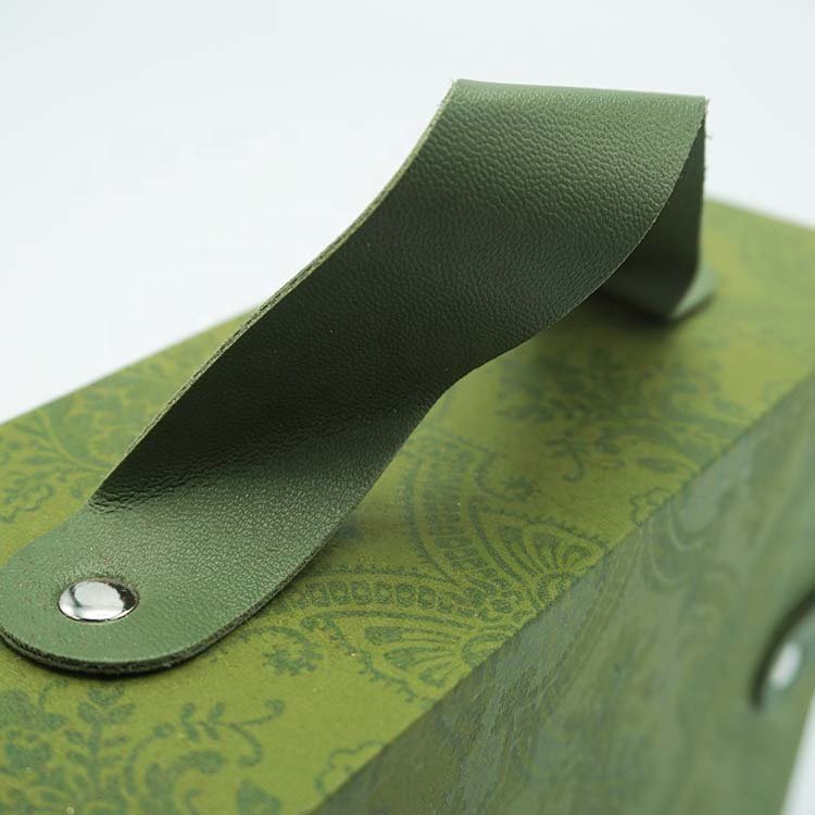 Wholesale High Grade Rigid Paper Sliding Candy Gift Box