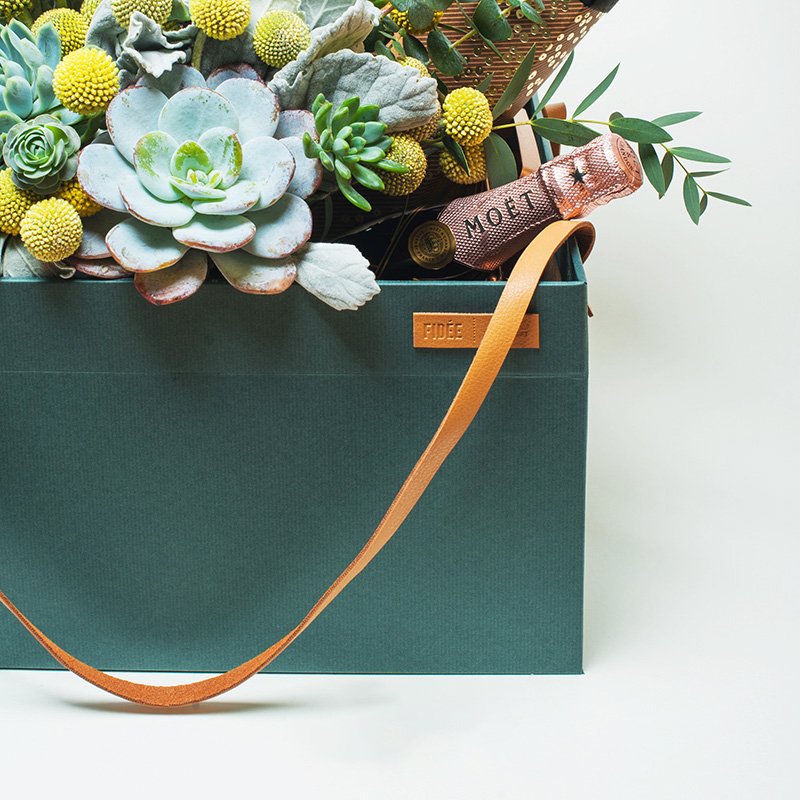 Fashion Elegant Luxury Shopping Custom Logo Design Printing Gift Packaging Paper Bags