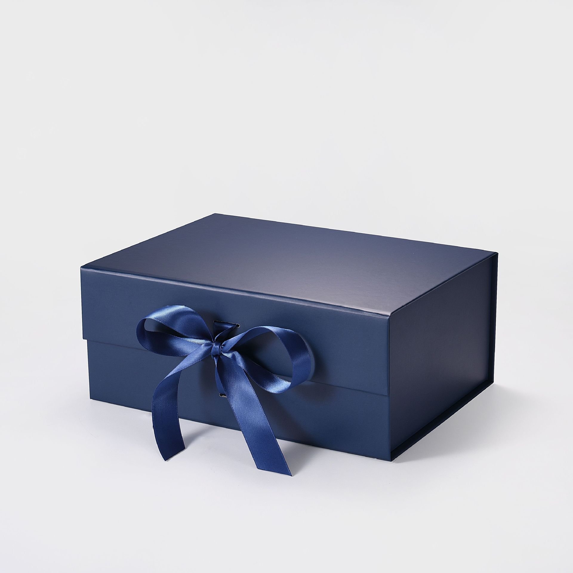 Custom Luxury Cardboard Box For Clothing Packiging, Magnetic Shipping Box For Clothes T-Shirt, Large Gift Packaging Paper Box