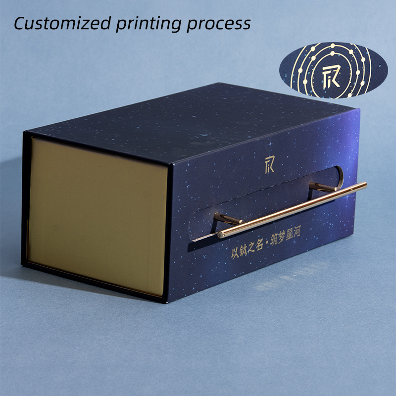 custom Wholesale Folding Luxury Rigid Packaging Large Magnetic Closure Unique printing Empty Gift Box With Metal Handle