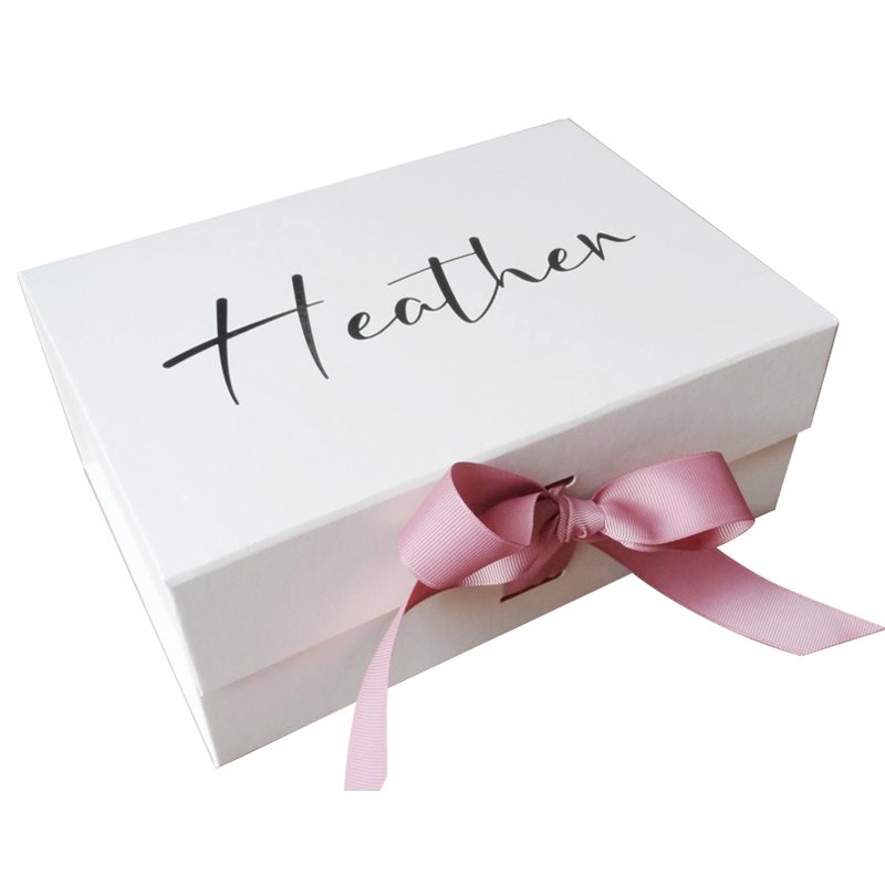 Luxury Magnetic Closure Box Packaging Folding Cardboard Paper Wedding White Gift Boxes With Ribbon