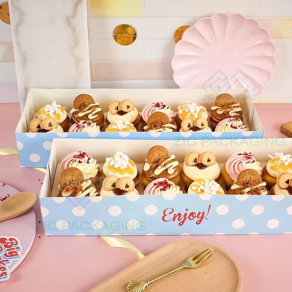 Factory Direct Macaron Christmas Box Cake Cookies 12 Macarons Bakery Gift Cupcake Donut Hotdog Paper Box Packaging with Divider