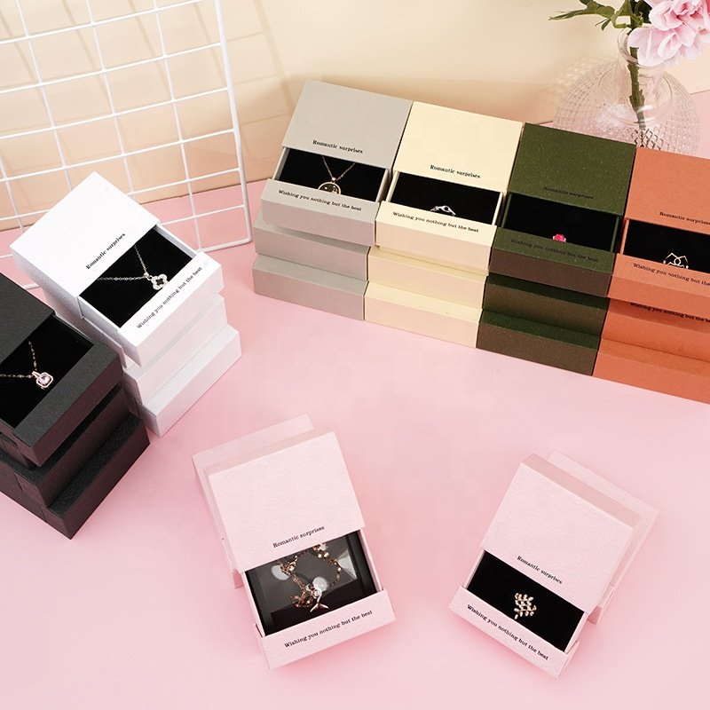 Wholesale Luxury Custom Logo Small Cardboard Box Jewellery Storage Packaging Paper Jewelry Box With Sponge