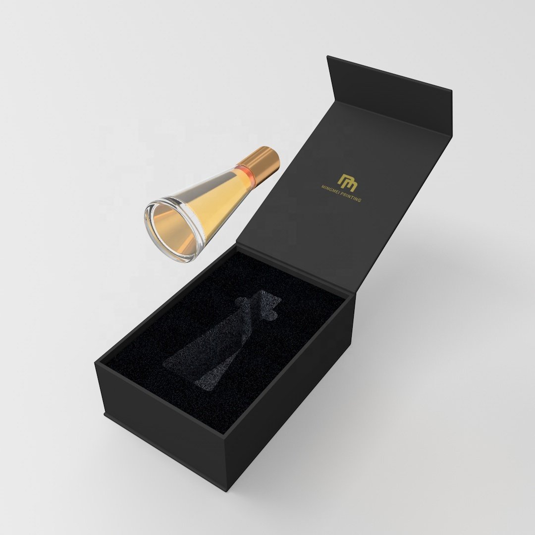 Customize Perfume Box 50ml 100ml Black Rigid Cardboard Magnetic Paper Packaging Box Bottles Packing With Foam Insert