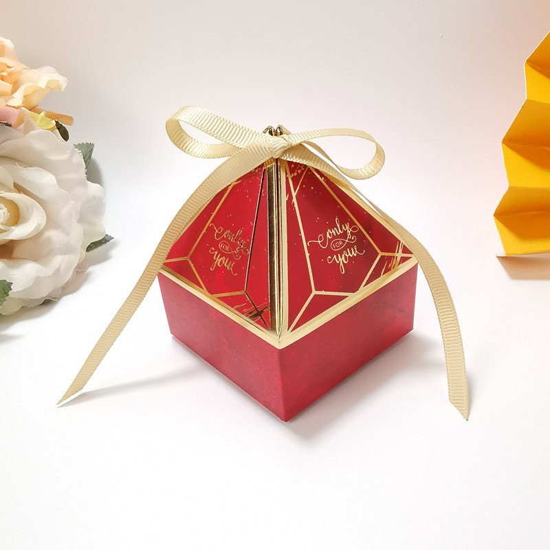 Wedding Creative Triangular Wedding Candy Box Personality Hot Stamping Tower Jewel Gift Box Folding Packaging Paper Box