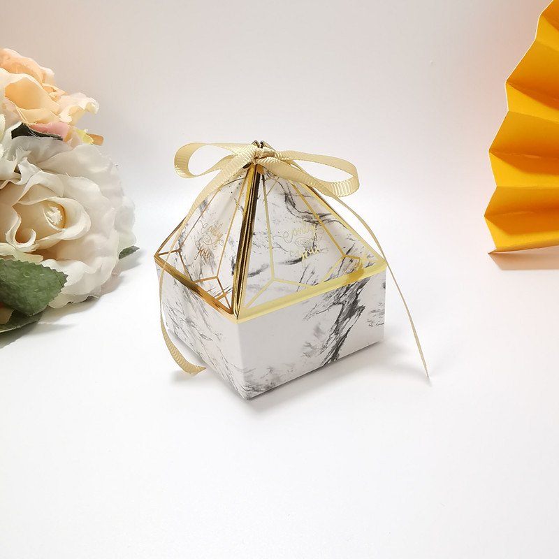 Wedding Creative Triangular Wedding Candy Box Personality Hot Stamping Tower Jewel Gift Box Folding Packaging Paper Box