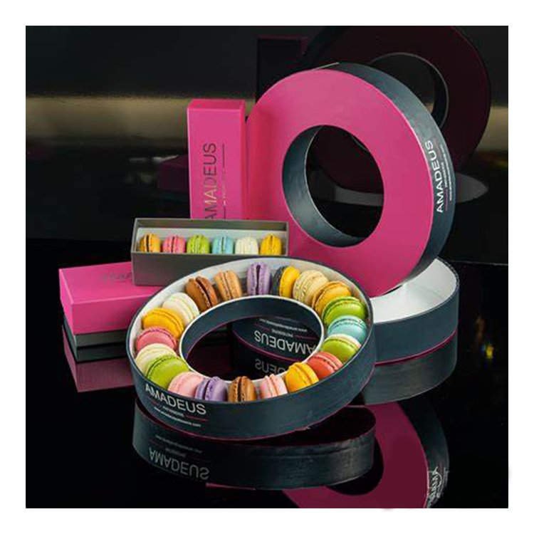 Wholesale customized favor boxes with clear window mini luxury round cylind christmas gift macaron packaging paper box