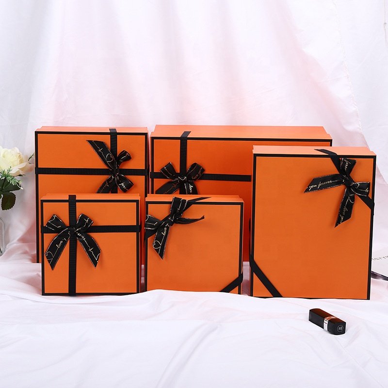 Custom recyclable wedding paper packaging set square bronzing ribbon lid clothing luxury gift box