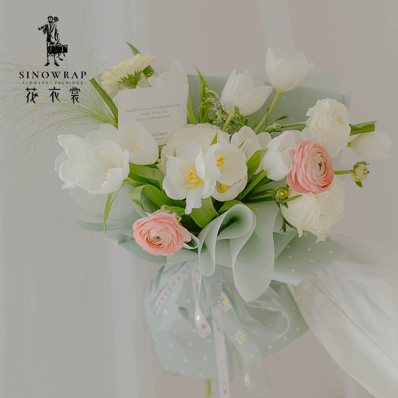 SINOWRAP Supplier Luxury Waterproof Flower Bouquet Packaging Wrapping Paper