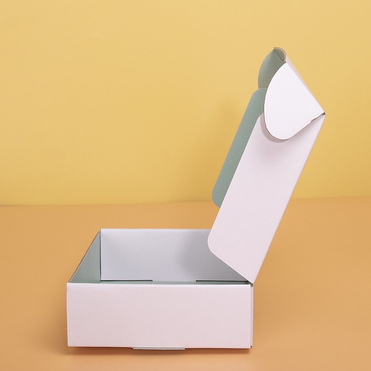 Manufacture Customize Clothing Shoes Socks Underwear Storage Packaging Box Custom Logo Mailer Gift Box Paper Boxes