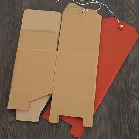 Spot Retro Corrugated Kraft Paper Box Gift Box with studs