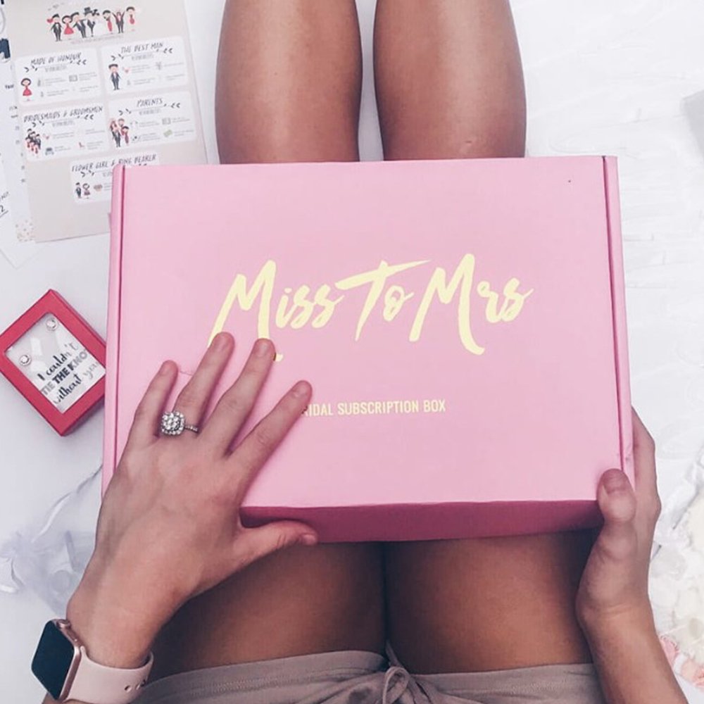 Custom Logo Pink Corrugated Cardboard Cosmetic Packaging Mailer Shipping Paper Gift Box Printed
