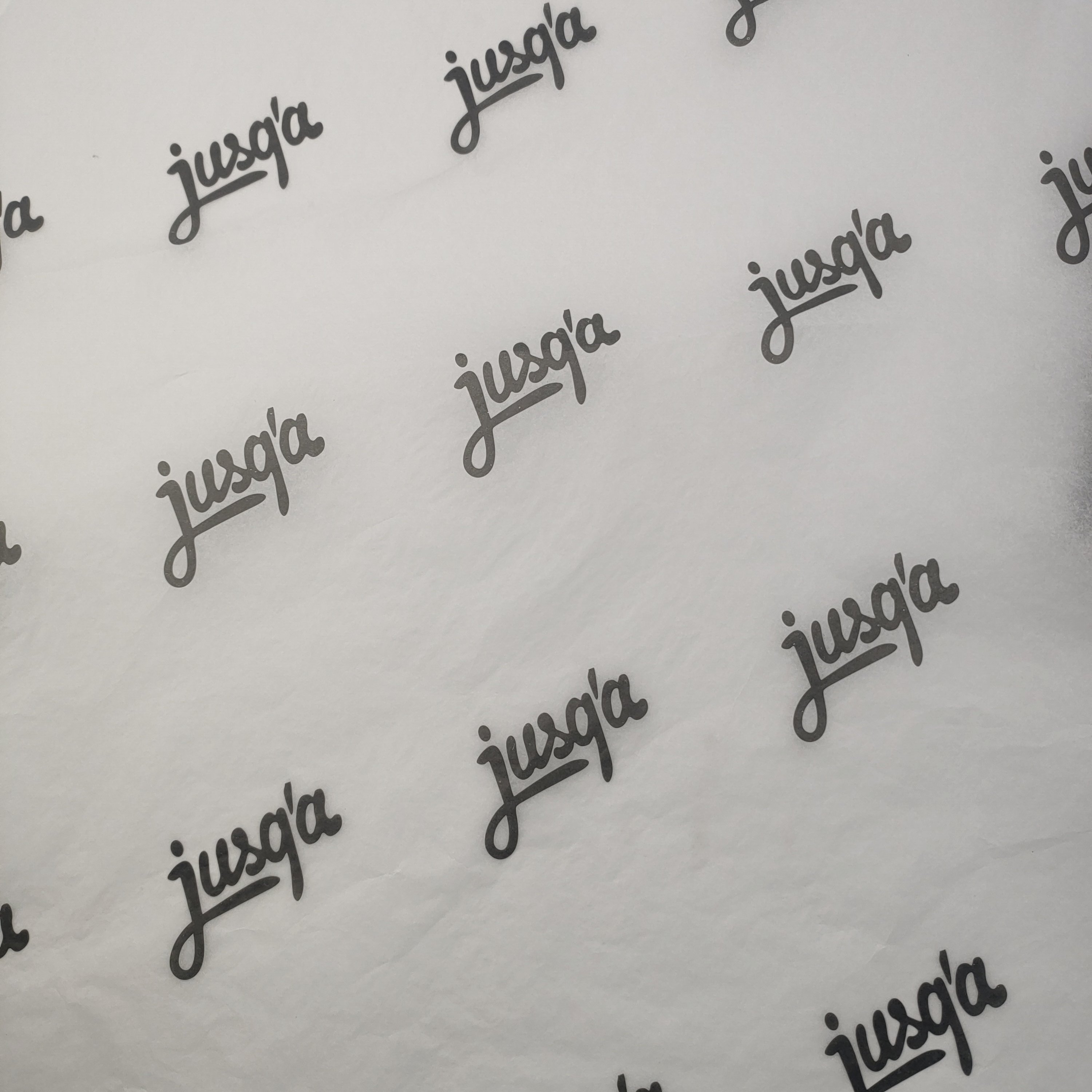 Custom Tissue Paper Gift Wrapping Paper with Company Logo Garment Packaging Paper Clothing Packaging Carton Packing Wood Pulp