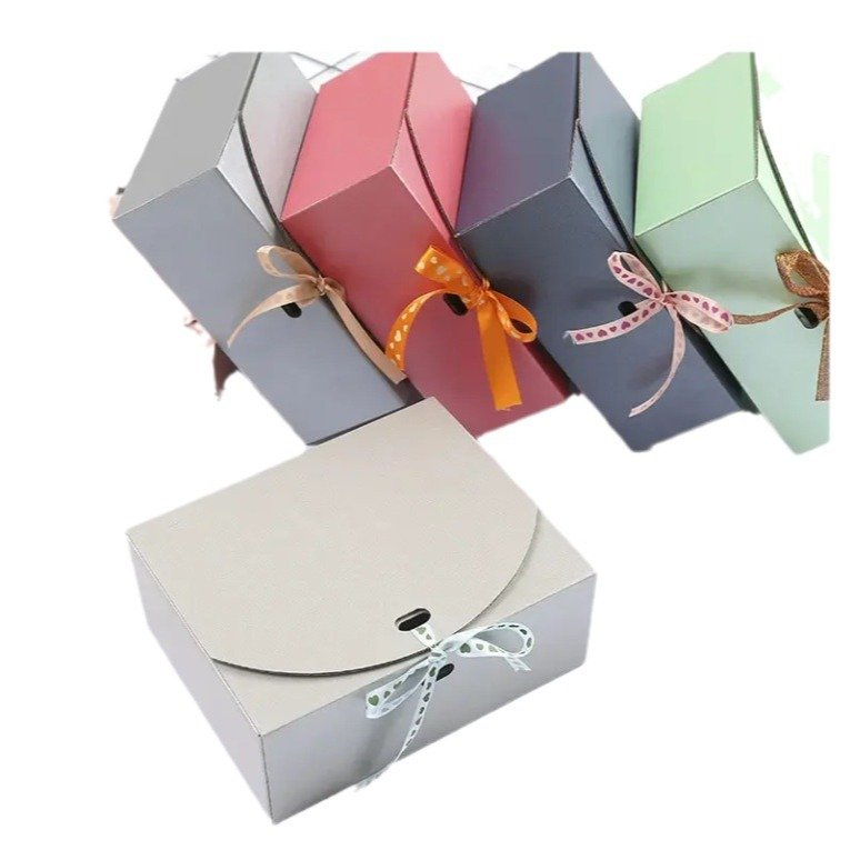 Becan Luxury Small Gift Packaging Boxes White And Black Gift Boxes Custom Gift Boxes With Logo