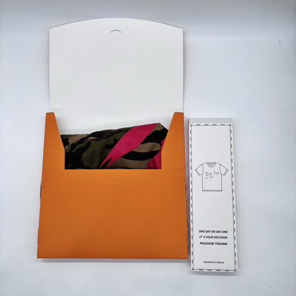 Custom Logo T-shirt Box Clothing Paper Boxes kraft paper folding packaging box