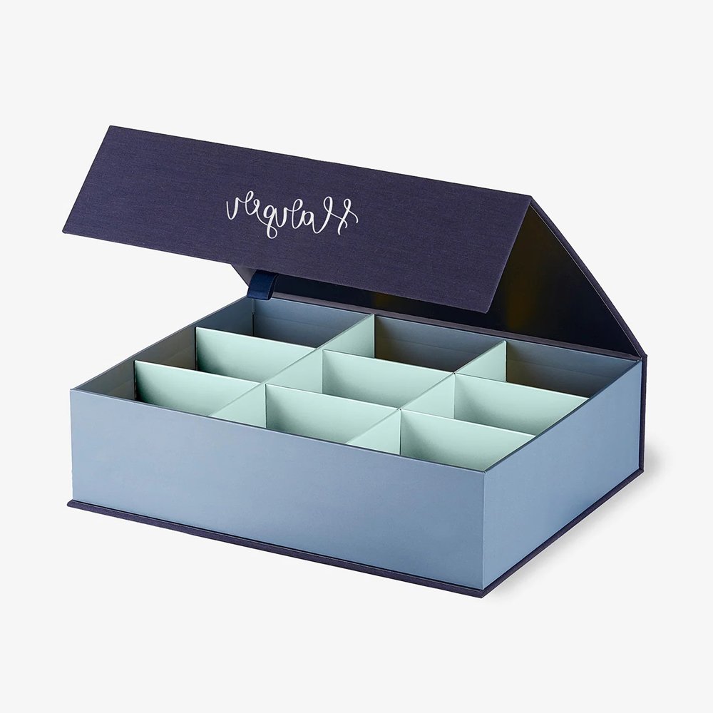 Customized Paper Cardboard Magnetic Gift Packaging Box With Divider