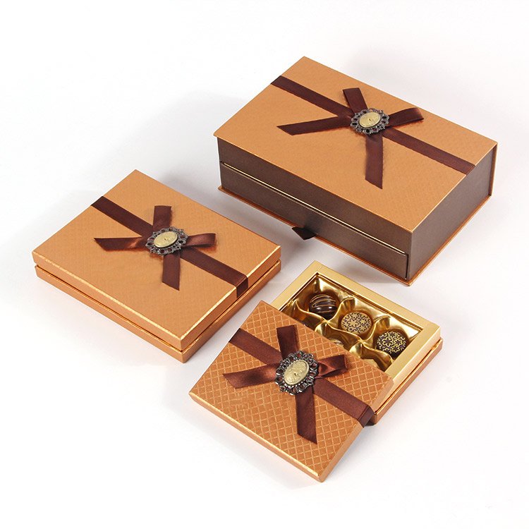 Luxury Drawer Paper Chocolate Packaging Box Custom Logo Slide Out Valentine Candy Celebration Empty Gift Chocolate Box