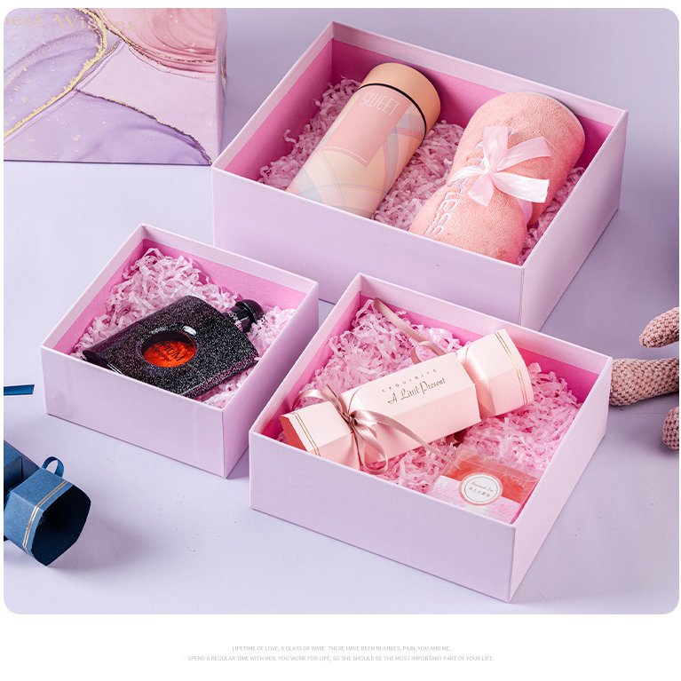 Gift box custom wedding candy box wedding engagement partner Valentine's Day custom packaging box