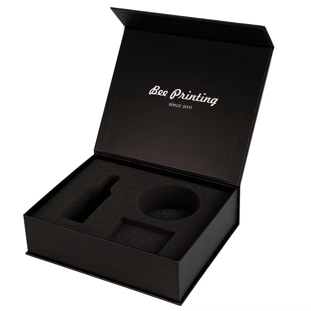Custom Logo Luxury Matte Rigid Black Gift Box Magnetic product Closure Cardboard Paper Box Folding box with lid
