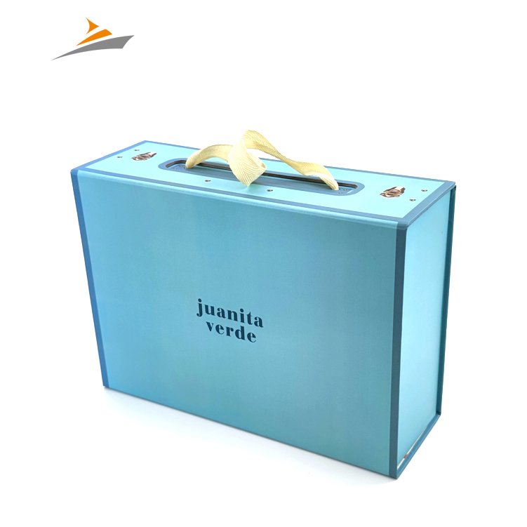 Free Design High Quality Logo Printing Shoe Clothing Wig Box Packaging For Magnetic Paper Foldable Gift Box With Handle