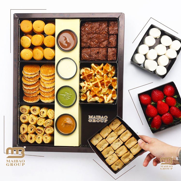 Disposable Food Package White Cardboard Birthday Cake Donuts Baking Luxury Paper Eclairs Dessert Packaging Box