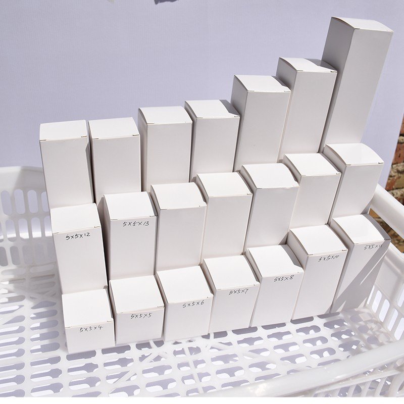 50pcs/Lot Wholesale White Small Gift Box Cardboard Packaging Box 350G Square Blank Paper Packages Various Sizes
