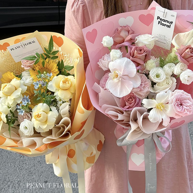 Fall In Color Korean Simple Design Floral Handmade DIY Flower Packaging Material Heart Print Packaging Paper For Valentine's Day