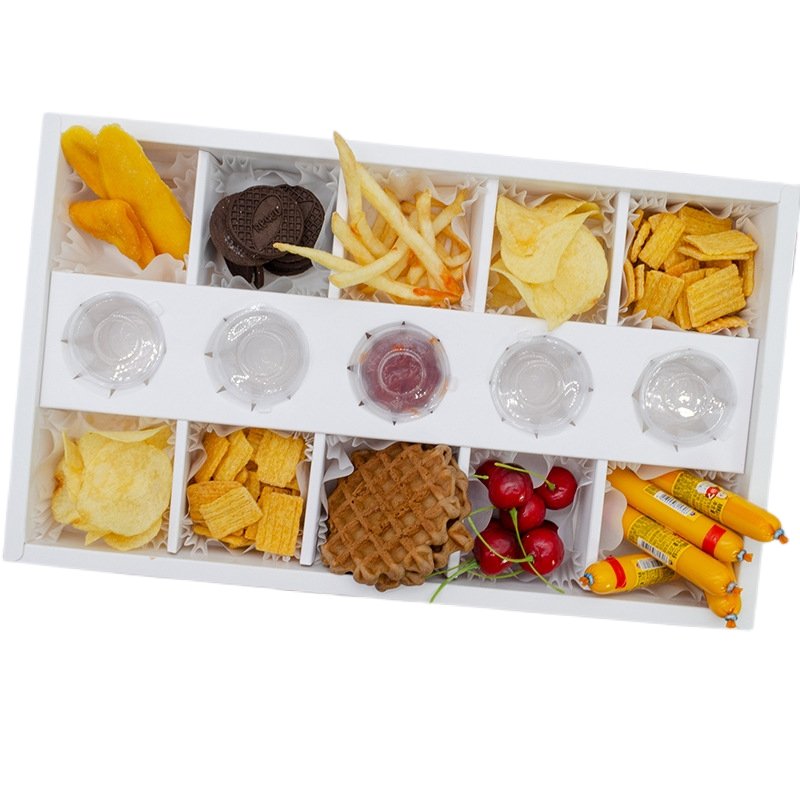 Picnic Camping Party Kraft Paper Dessert Box Platter Food Brunch Grazing Box Catering Packaging Platter Box With Dividers Lid