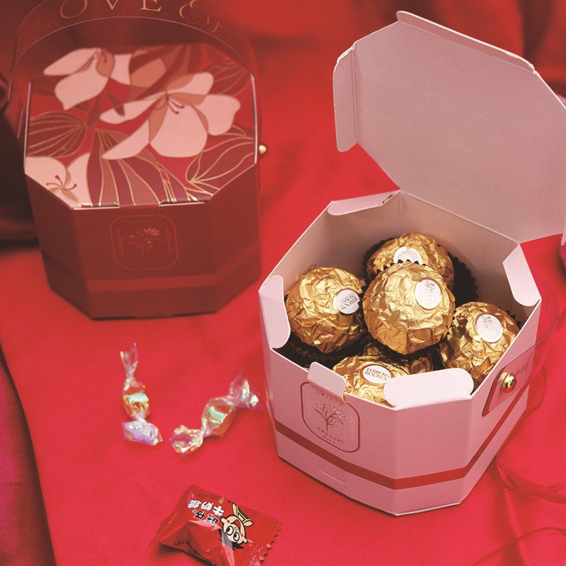 Custom Wholesale Luxury Small Octagonal Gift Boxes Wedding Favour Boxes Wedding Sweet Candy Box With Clear Handle