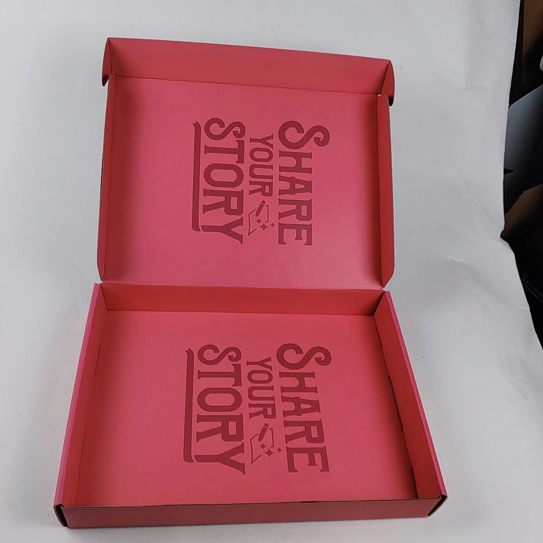 Gift Box For Baby Clothing Keep Sake Box Shoes Corrugated Packaging Paper Shipping Boxes